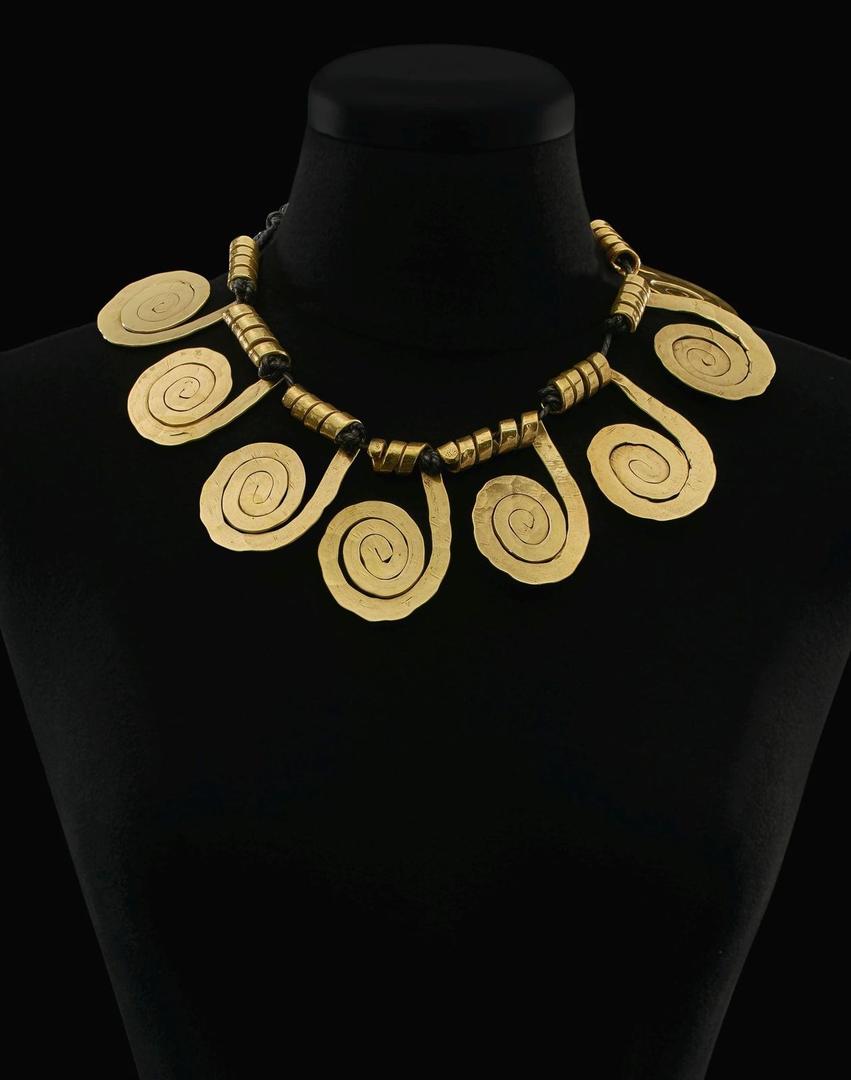 Necklace with spirals, twisted around cord. calder-necklace-1