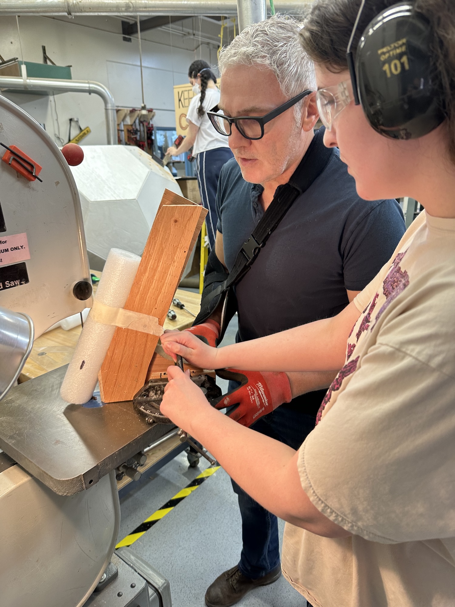 fiona-bunting-thy-hoang-1-art5-fa25